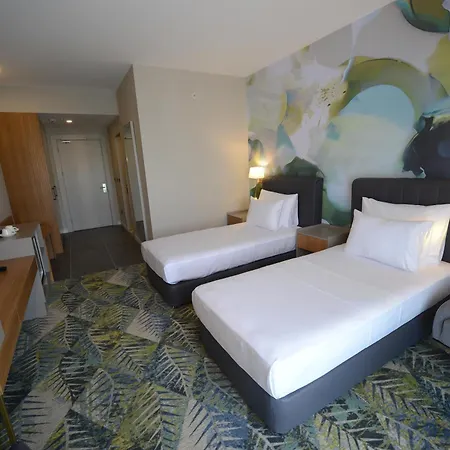 Otel Wyndham Garden Cambasi
