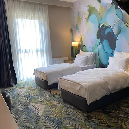 Otel Wyndham Garden Cambasi *
